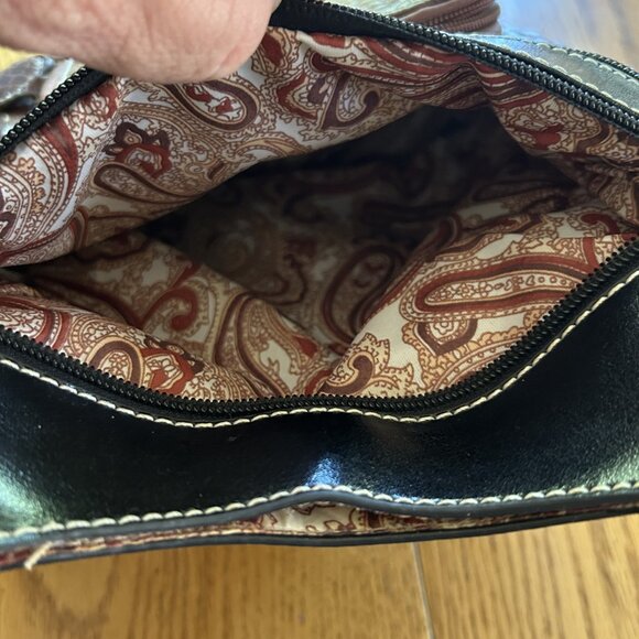 Western Style Crossbody Bag - Picture 9 of 9